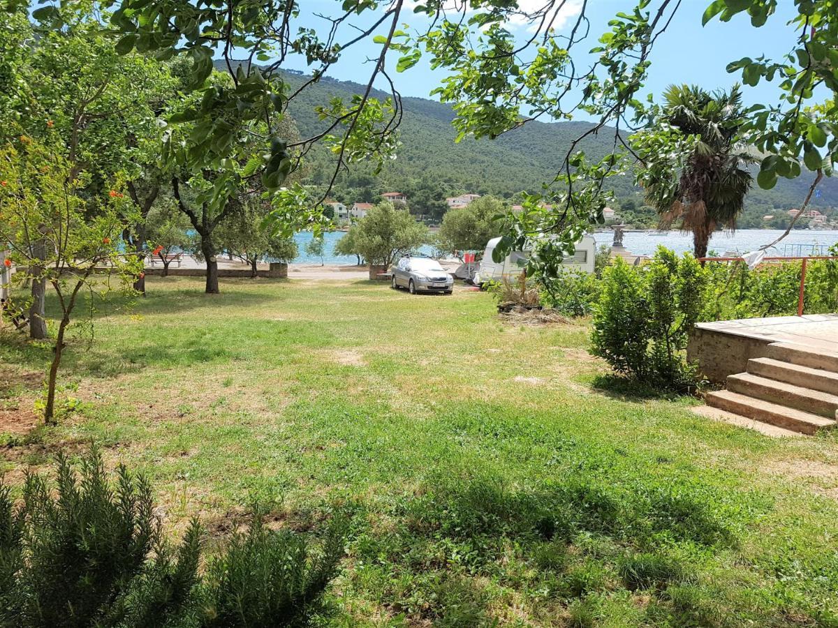 Auto Camp On The Beach - Grebaštica Eksteriør billede