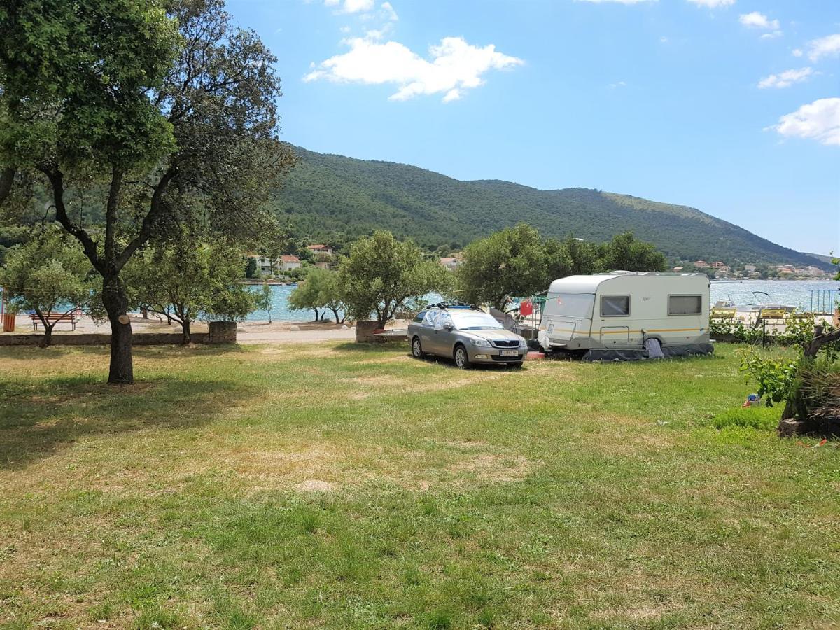 Auto Camp On The Beach - Grebaštica Eksteriør billede